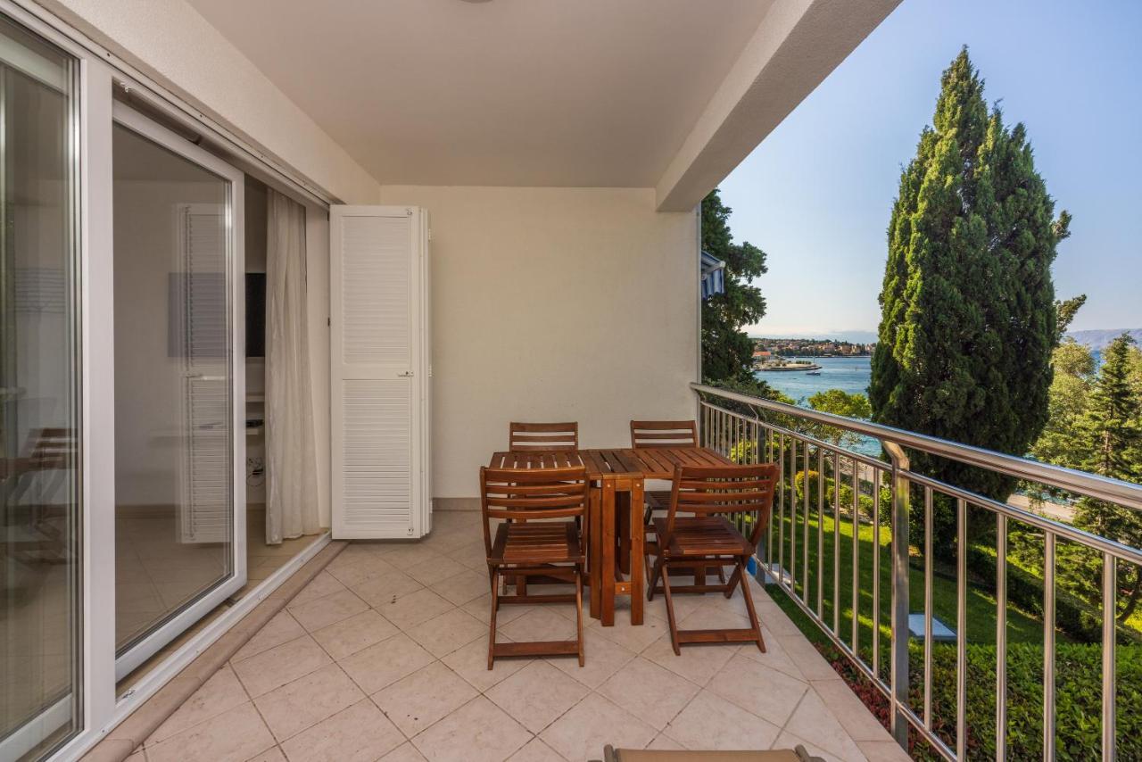 Apartmani Heta Selce Buitenkant foto