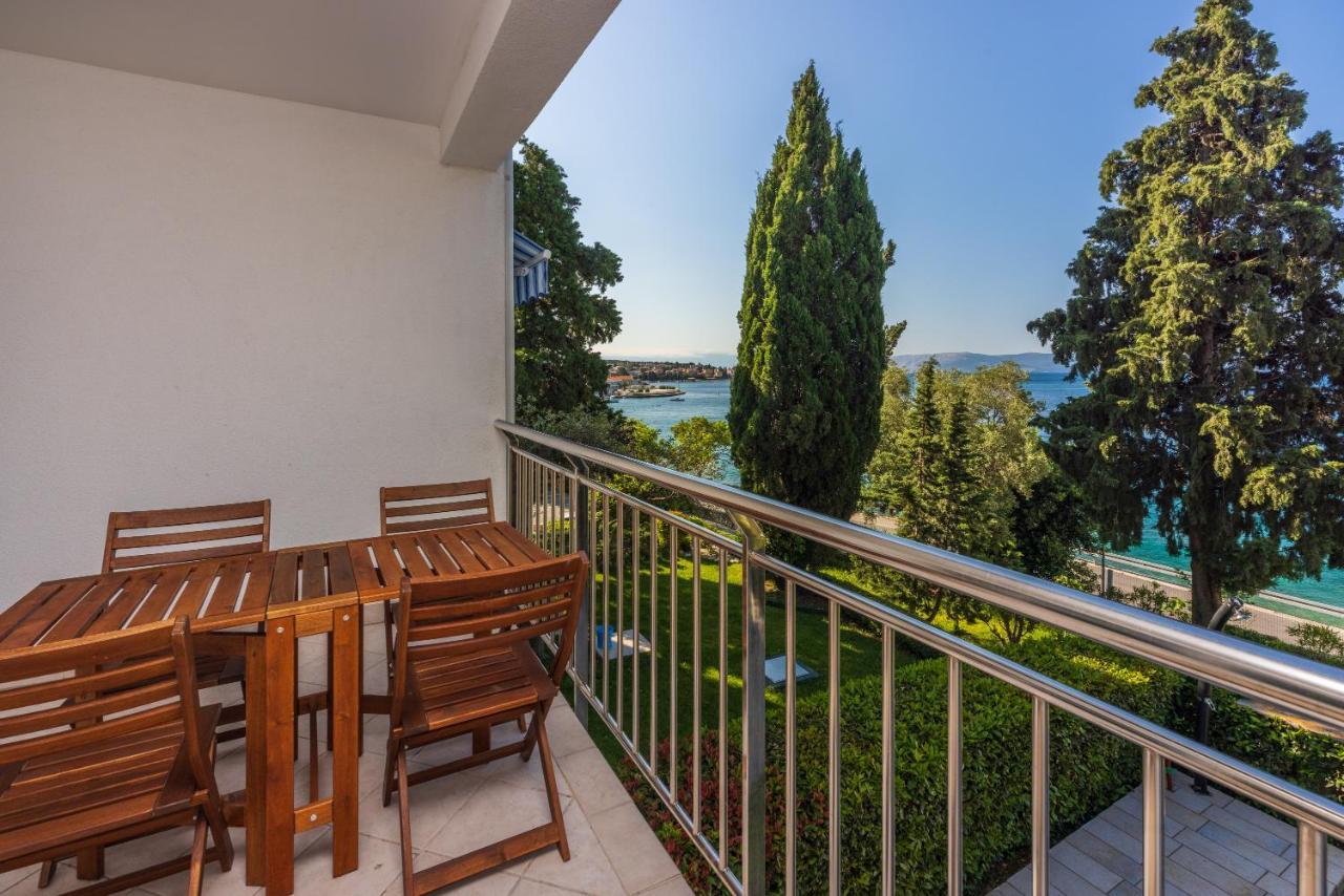 Apartmani Heta Selce Buitenkant foto