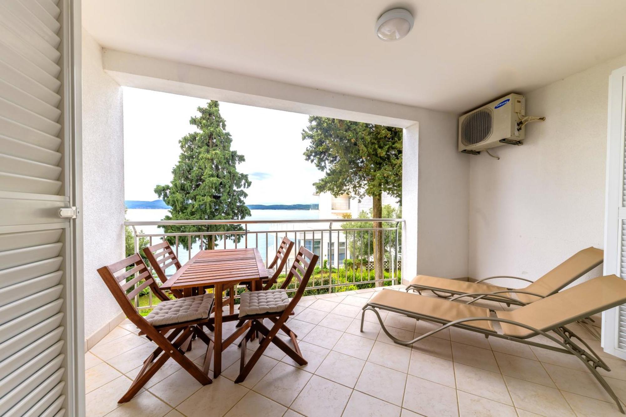 Apartmani Heta Selce Buitenkant foto